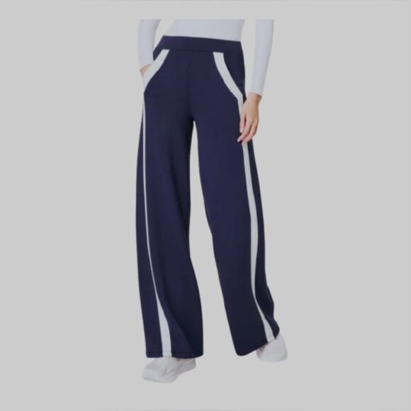 Spanx Women’s Size Large Tall AirEssentials Navy Blue Striped White Pants - Picture 2 of 16